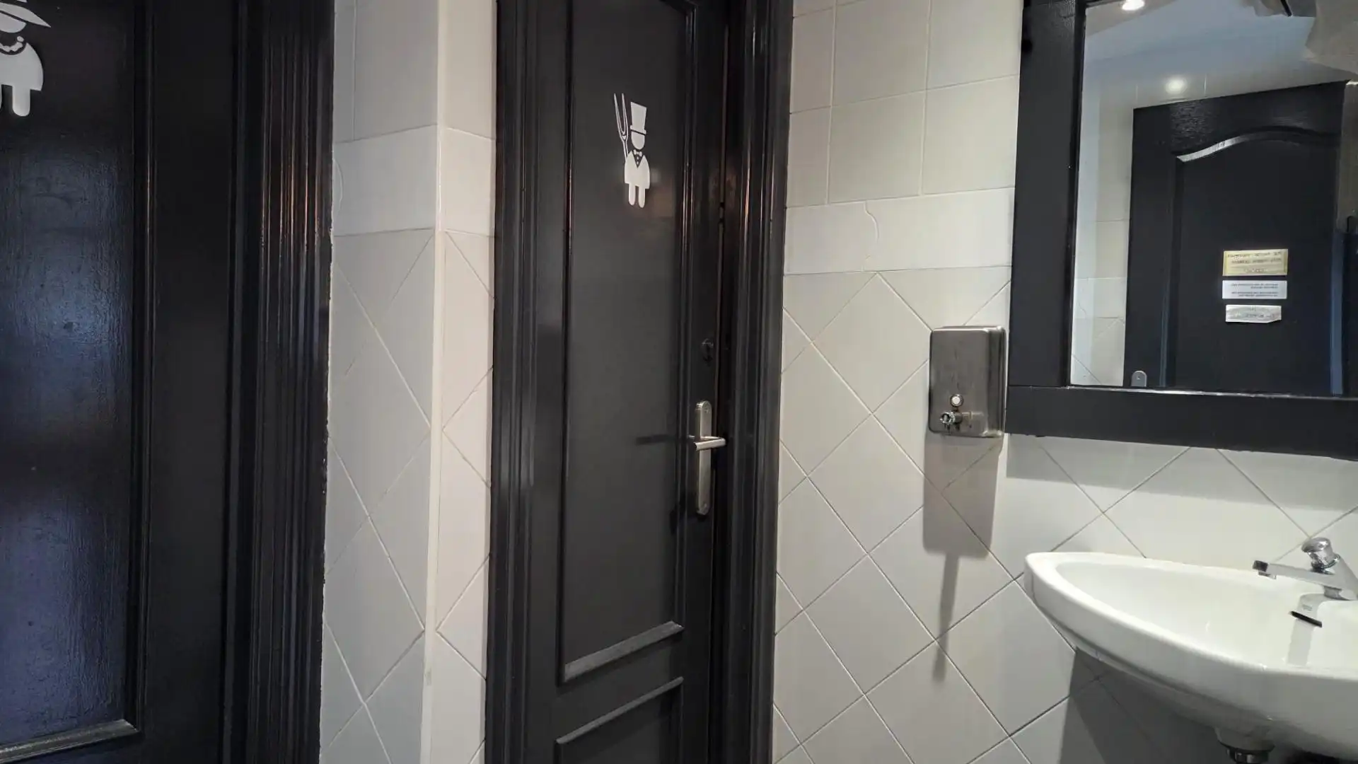 Baño de Local en venta en Bilbao 