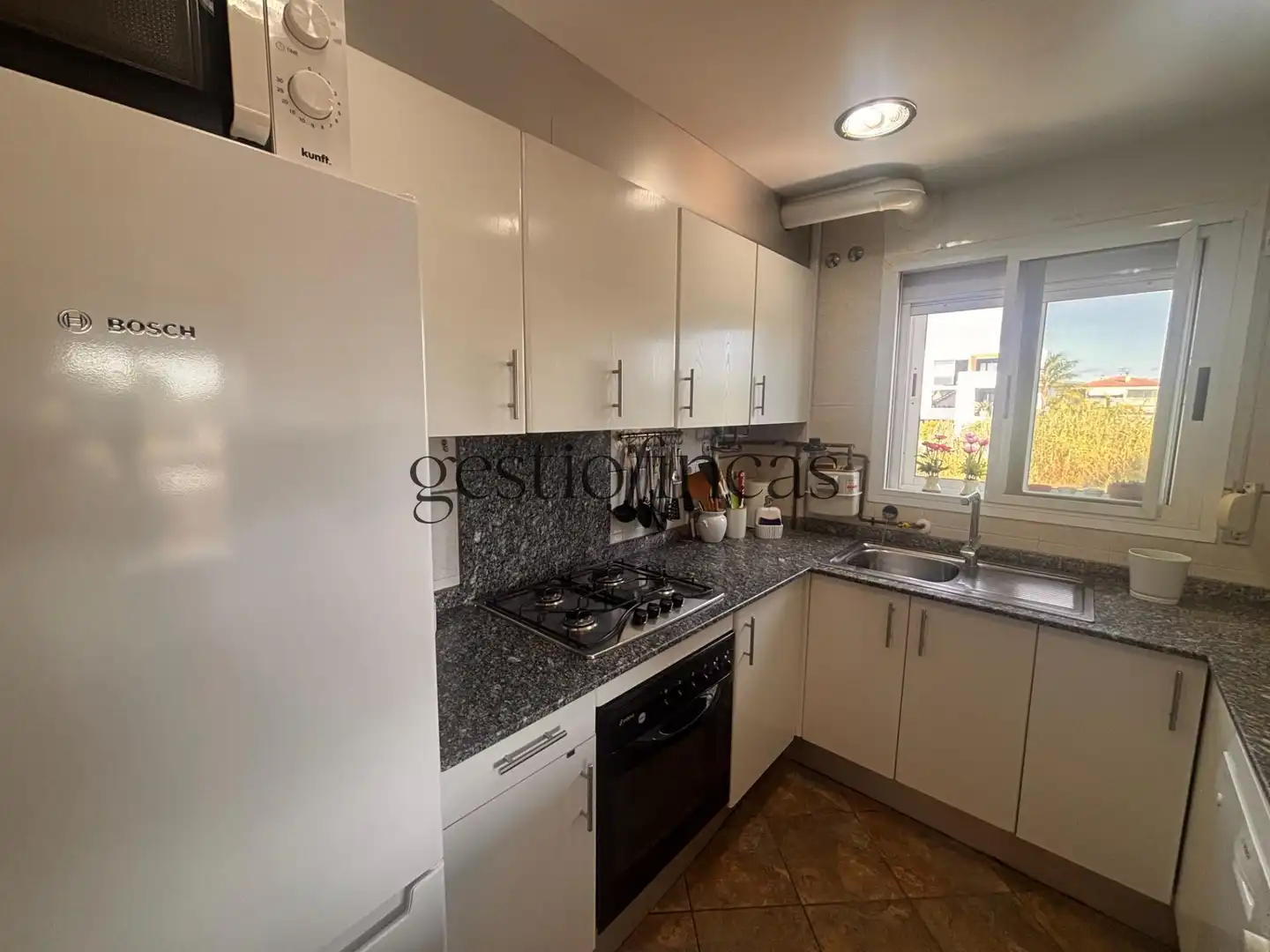 Apartament de lloguer a Calle CESAR MARTINELL, 2, La Dorada