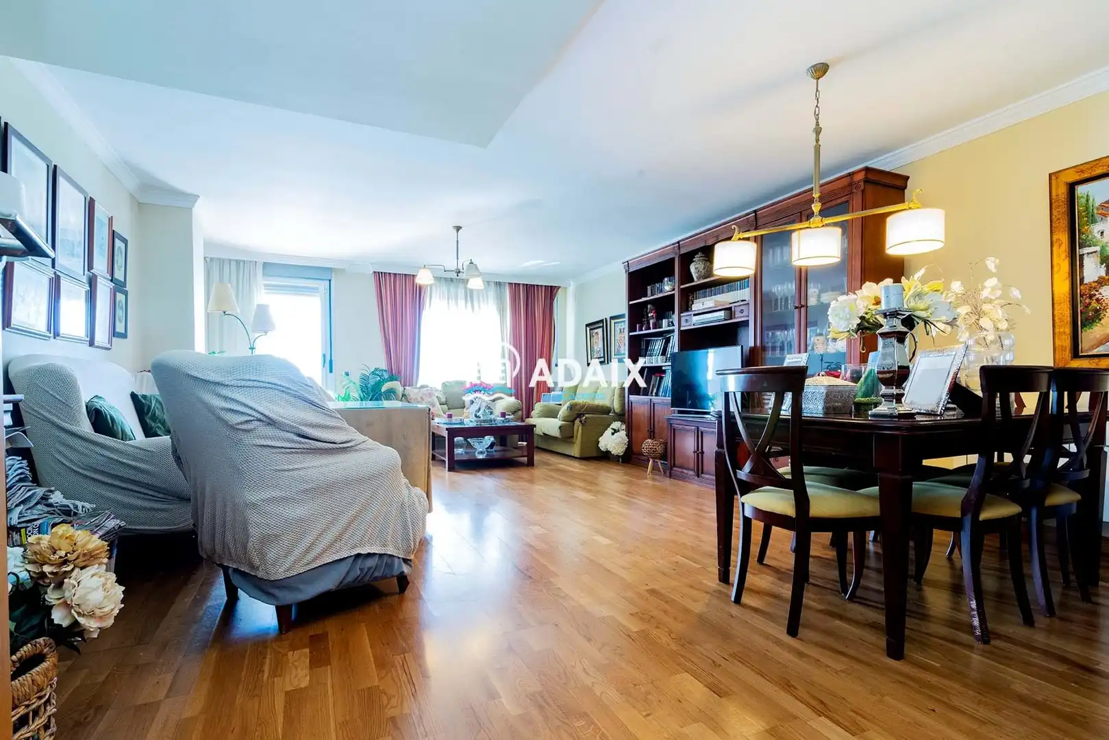 Sala de estar de Ático en venta en Cáceres con Aire acondicionado, Calefacción y Terraza