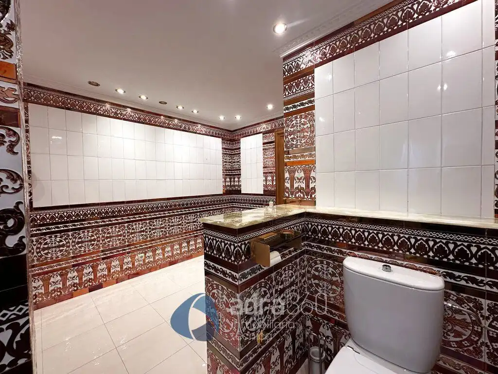 Bathroom of Houses for sale in Lardero  with Air Conditioner, Heating and Private garden