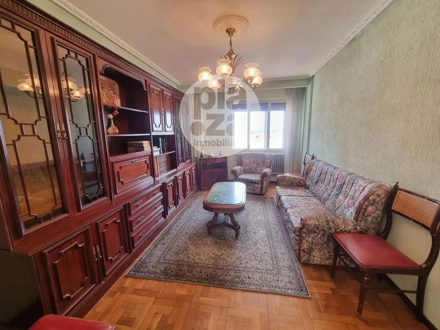 Wohnzimmer von Wohnung zum Verkauf in Burgos mit Heizung, Terrasse und Abstellraum