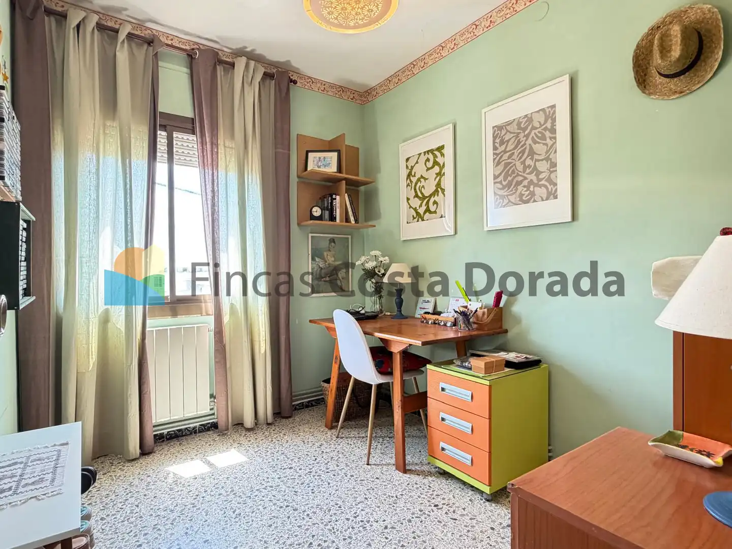 Sala d'estar de Pis en venda en Cubelles amb Calefacció, Moblat i Balcó