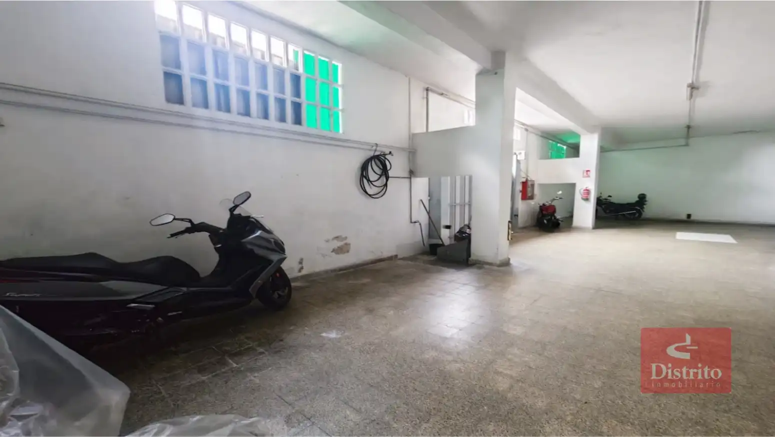 Garage zur Miete in Santander