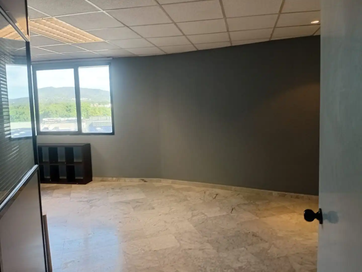 Office space with lift to rent in Av. de Marià Fortuny 83, imagen 3