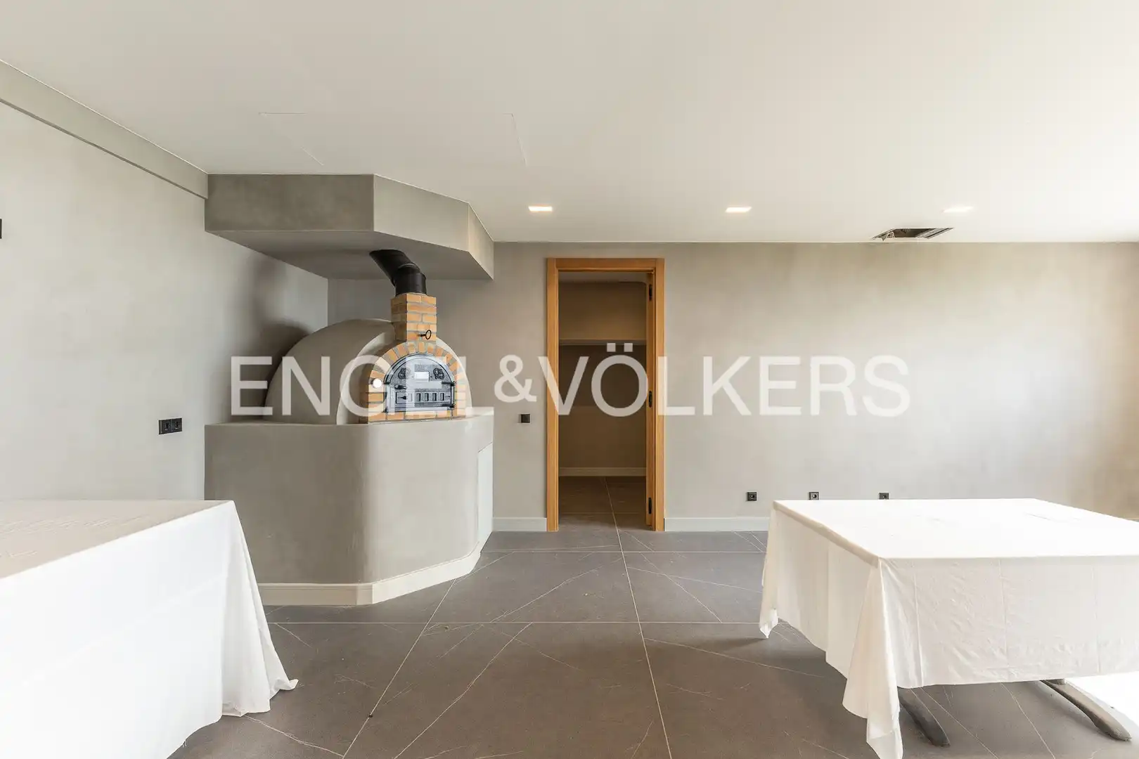 Esszimmer von Country house zum Verkauf in Sant Andreu de Llavaneres mit Klimaanlage, Heizung und Privatgarten