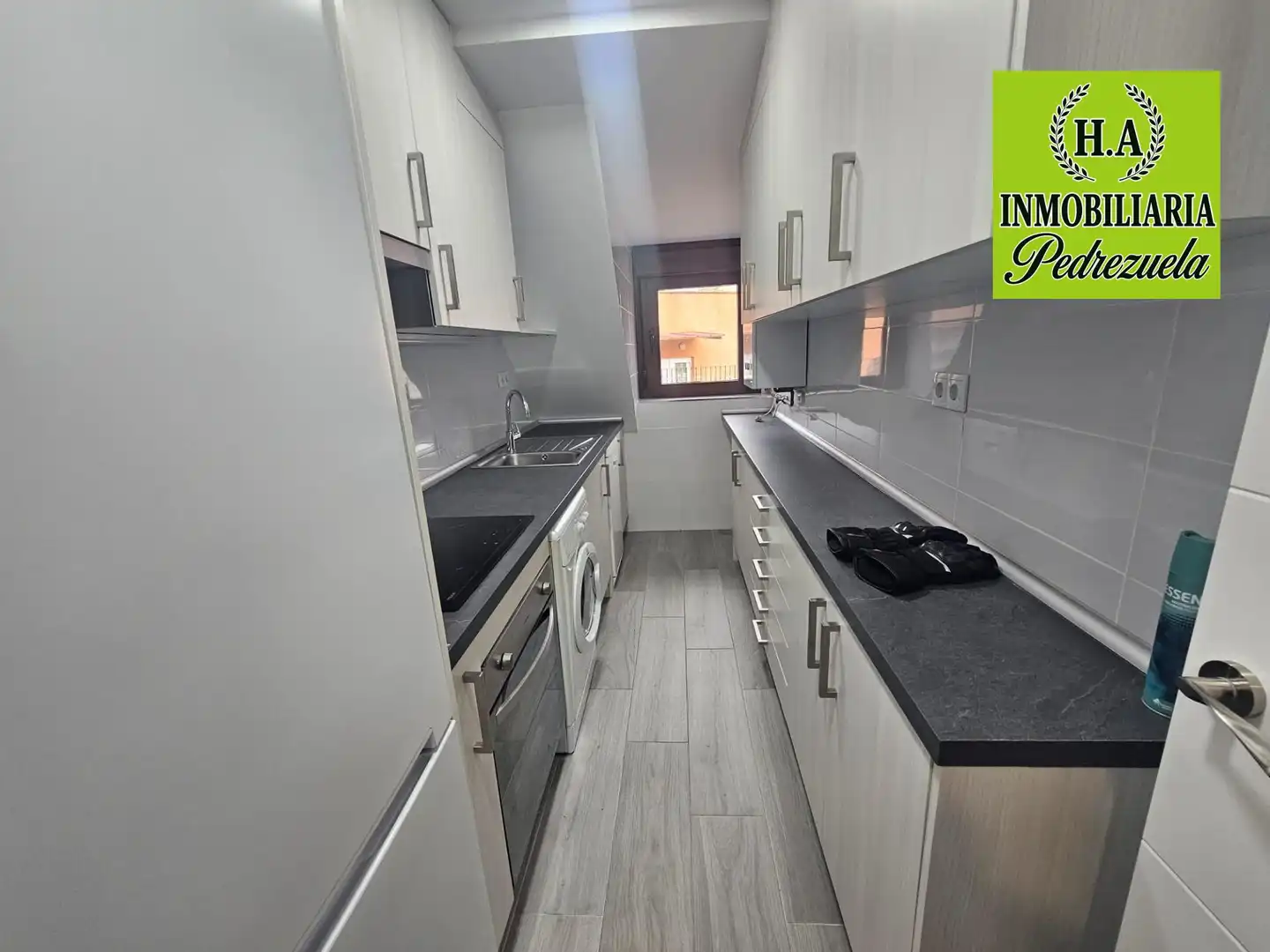 Kitchen of Flat for sale in El Molar (Madrid)  with Heating