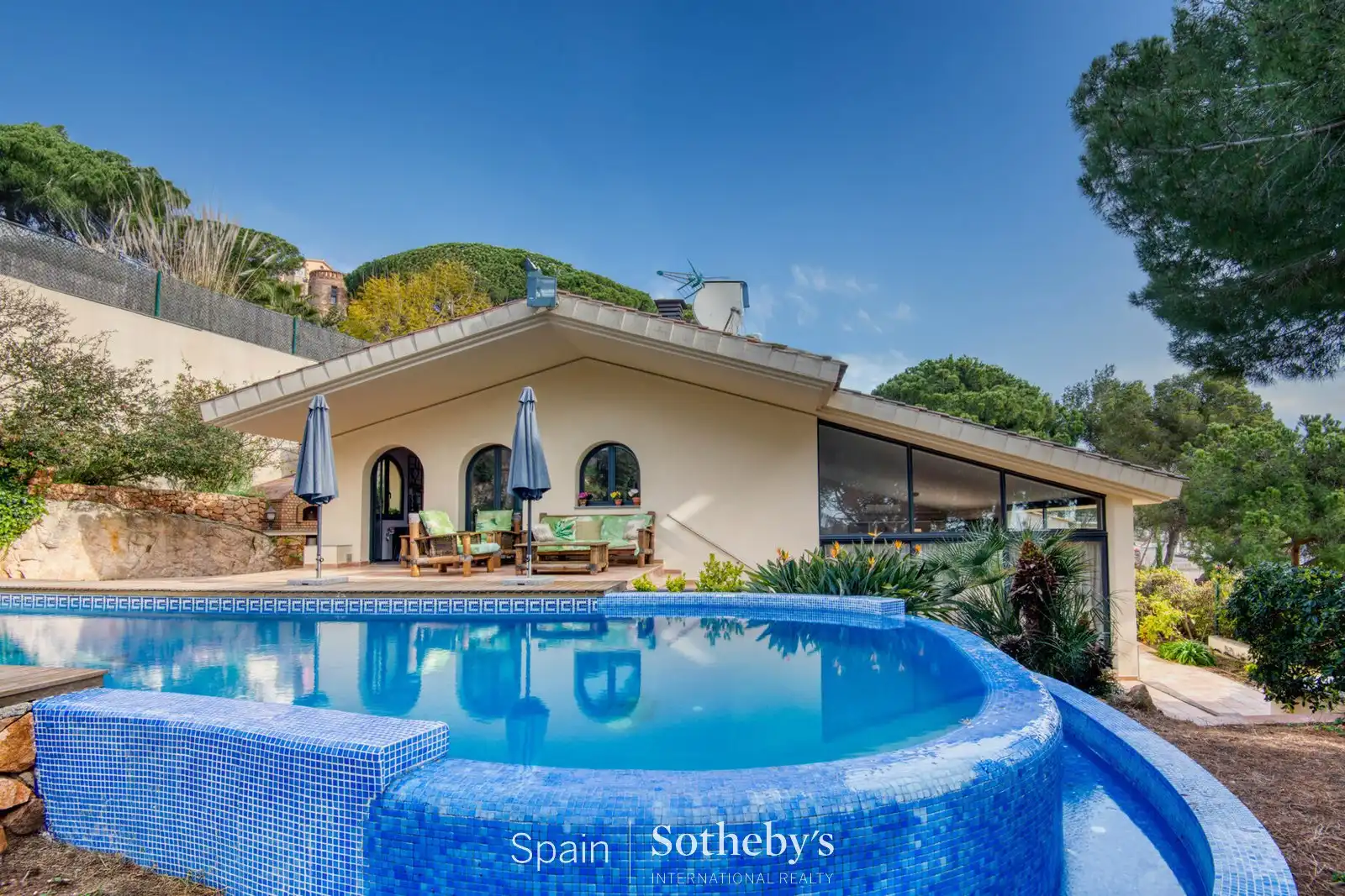 Casa amb piscina en venda a Carrer Horitzo, imagen 6
