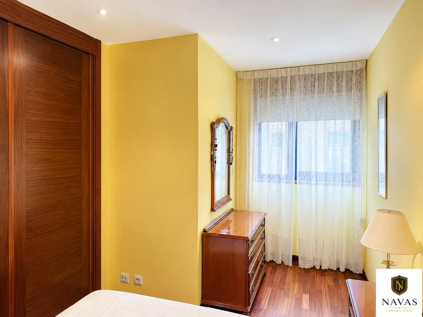 Bedroom of Flat for sale in Vigo   with Heating, Parquet flooring and Furnished