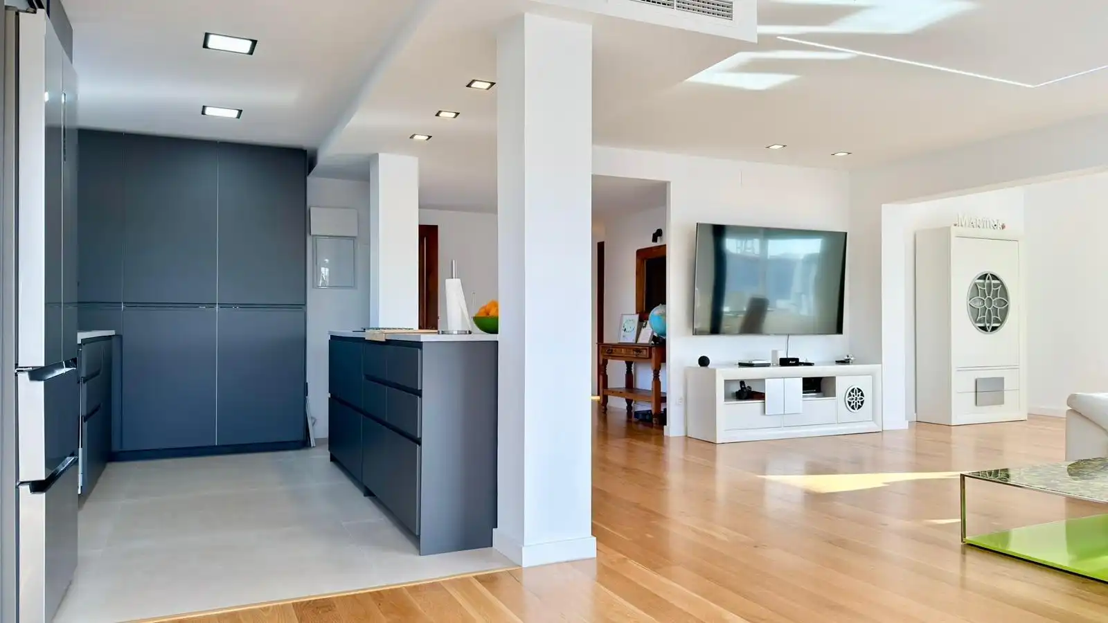 Living room of Houses for sale in El Campello  with Air Conditioner, Terrace and Swimming Pool