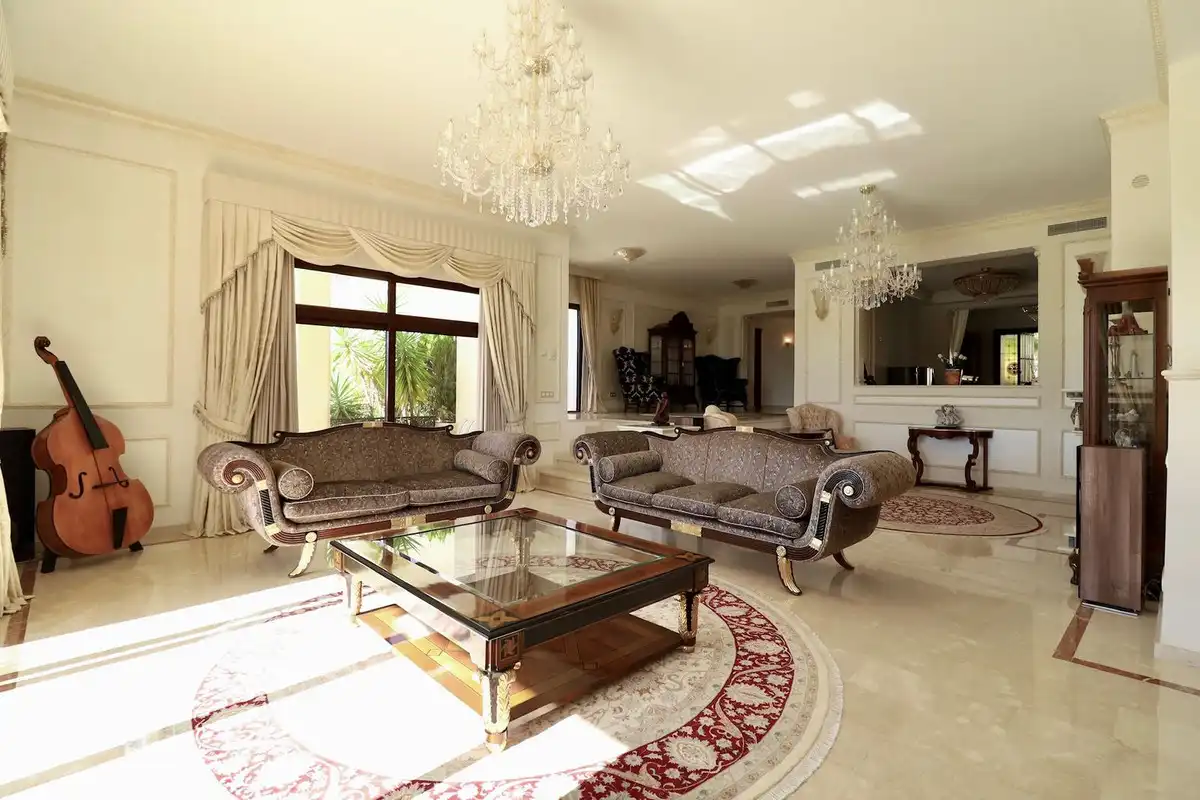 Chalet con piscina en venta en Calle Verdi, imagen 7