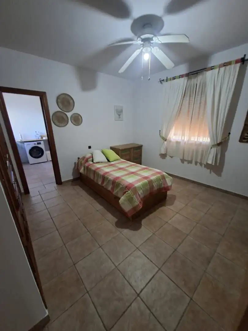 Habitación de Casa o chalet de alquiler en Alhaurín El Grande con Aire acondicionado, Jardín privado y Terraza
