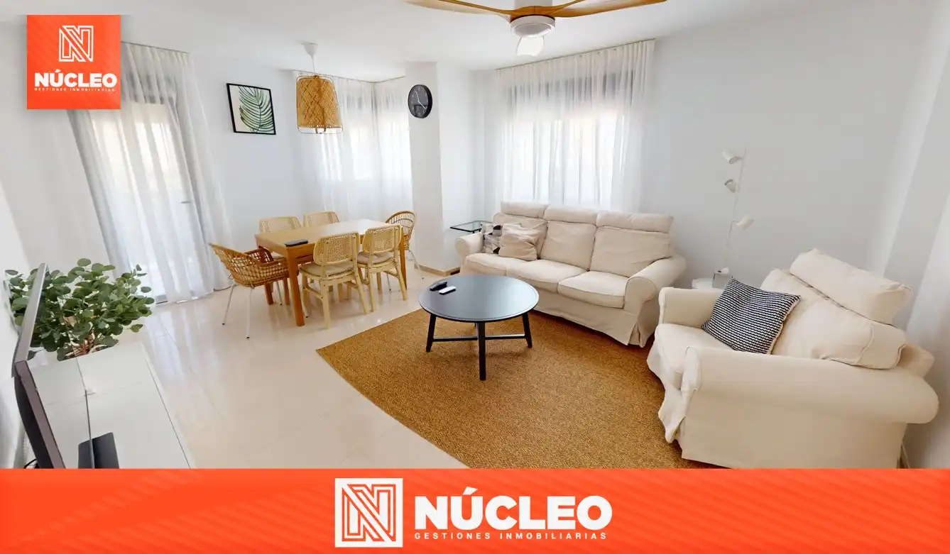 Flat with terrace for sale in Carrer de València