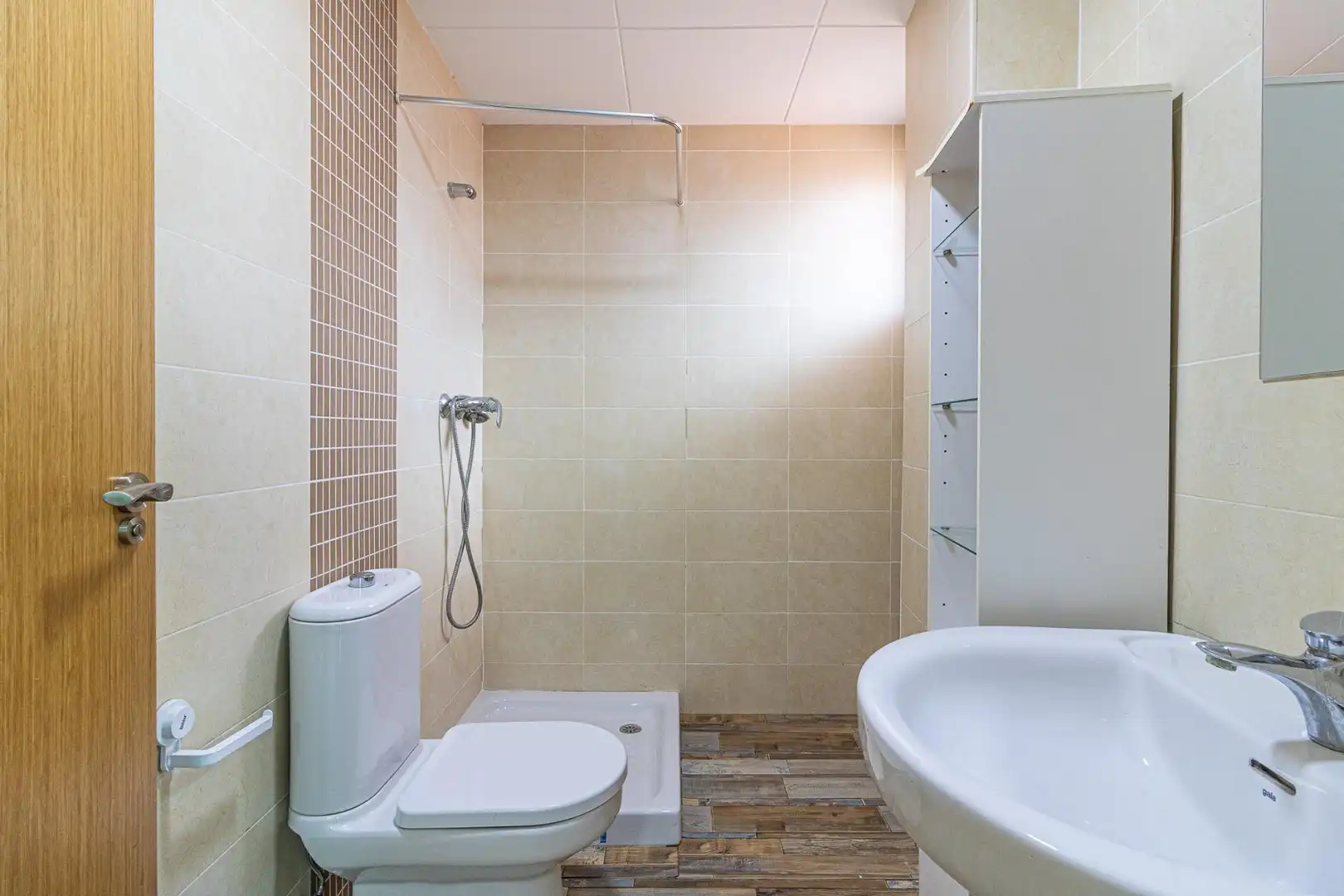 Baño de Piso en venta en Carlet con Aire acondicionado, Calefacción y Parquet