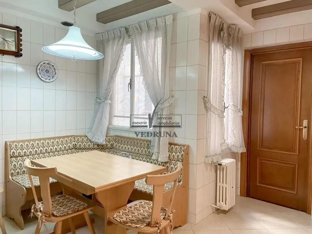 Kitchen of Flat for rent in Zaragoza  with Heating and Terrace