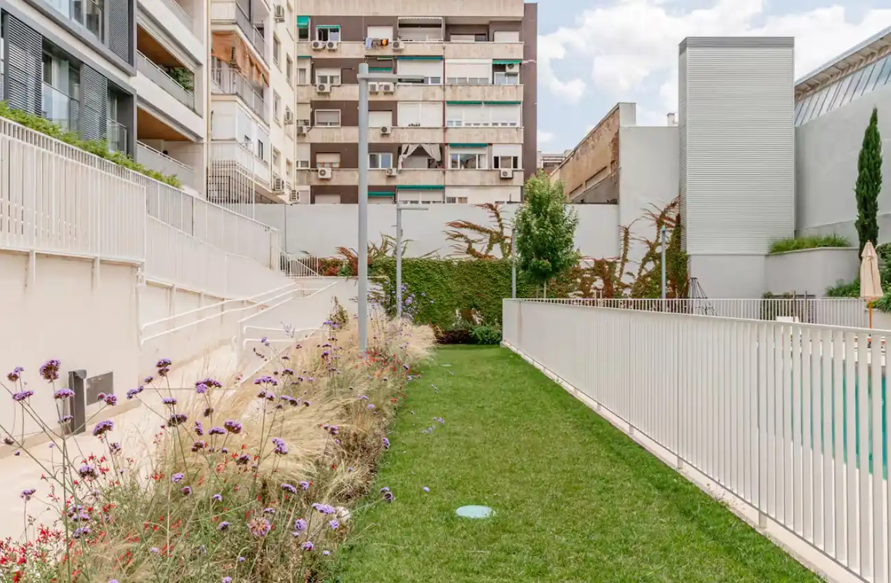 Jardí de Apartament de lloguer amb opció a compra en Madrid amb Aire condicionat, Calefacció i Parquet