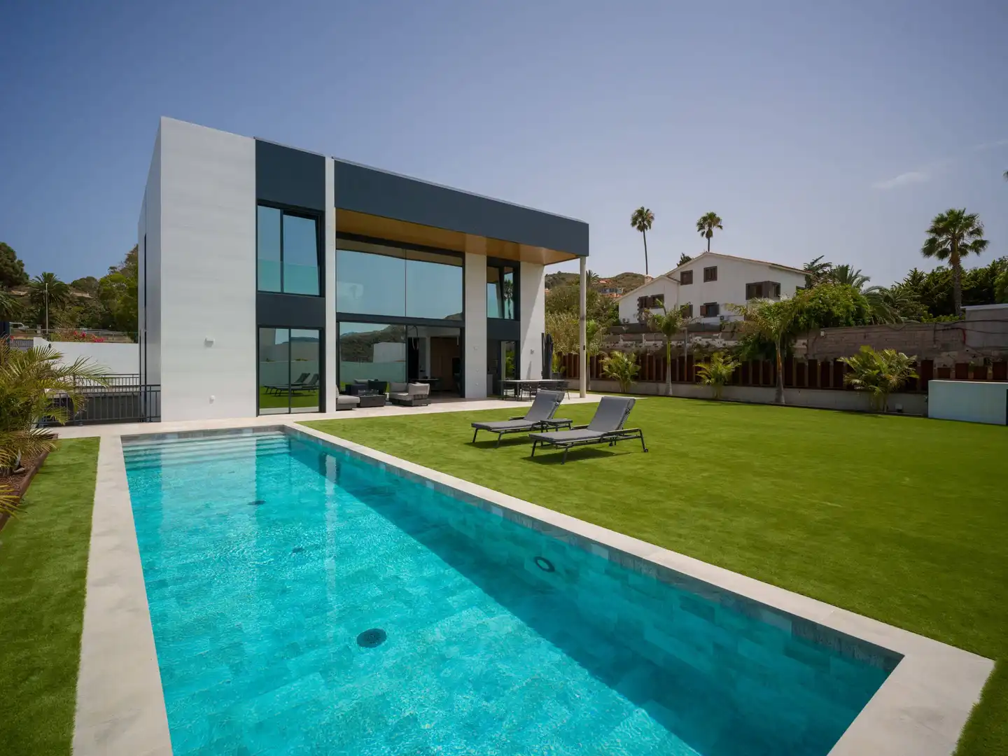 Villa avec terrasse à louer à Carretera del Centro 110
