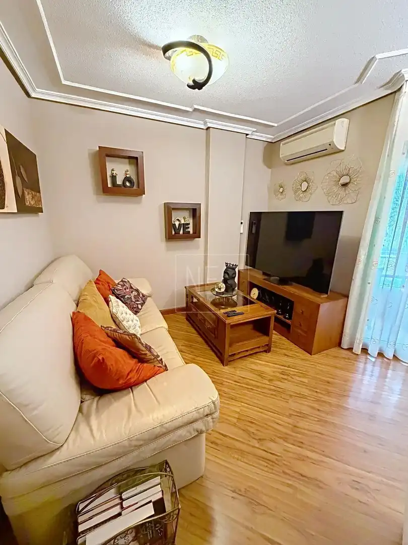 Living room of Flat for sale in Pinto  with Air Conditioner, Heating and Terrace
