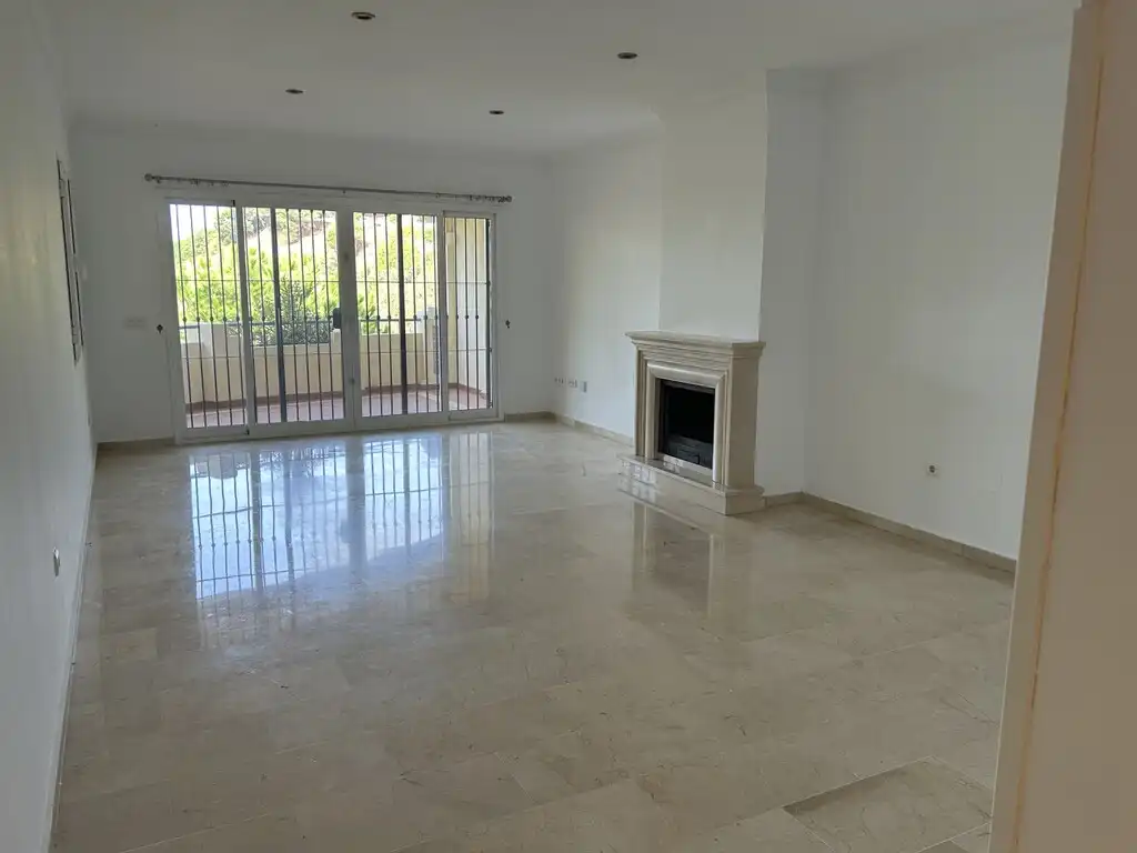 Apartment mit Pool zum Verkauf in Elviria - Cabopino, imagen 2