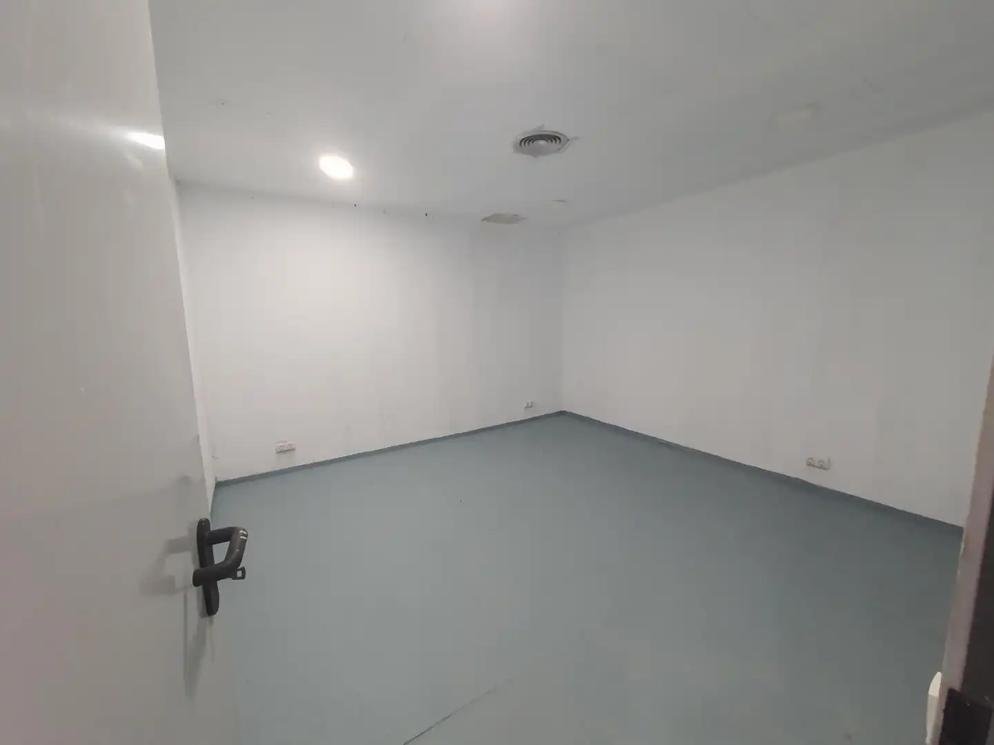 Nave industrial en venta en Montigalà - Sant Crist, imagen 10