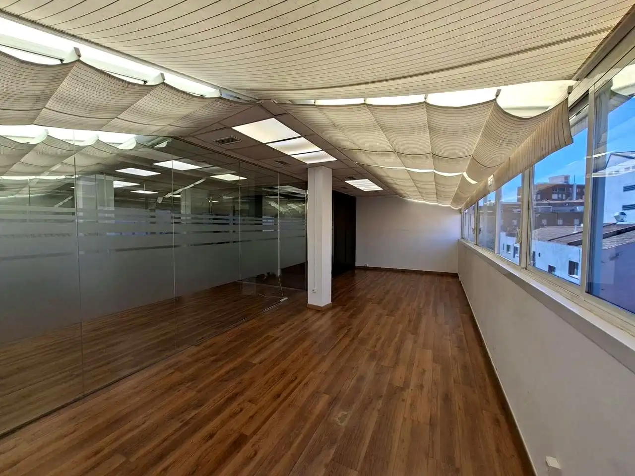 Office for rent in Madrid  with Air Conditioner and Heating