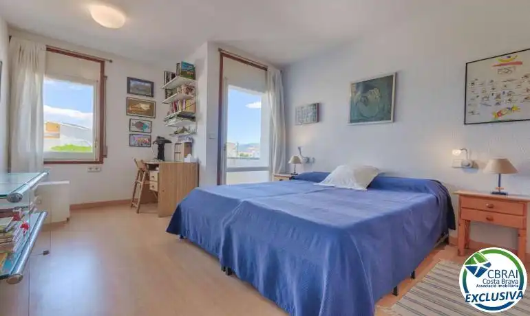 Adossat amb jardí en venda a Carrer Cap Llarg, imagen 16