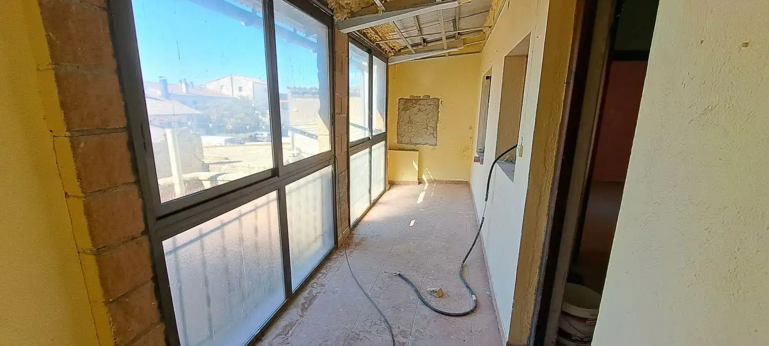 Houses for sale in Almuniente  with Terrace and Storage room