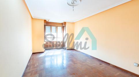 Photo 3 of Flat for sale in Ramón Alonso Riesgo, Sama, Langreo