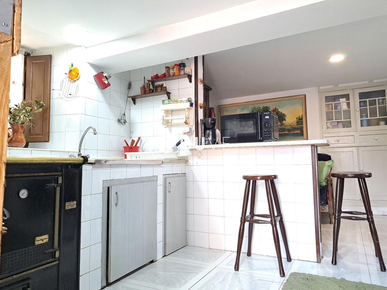 Cuina de Casa adosada en venda en Grado amb Calefacció i Terrassa