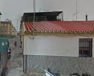 Vista exterior de Casa adosada en venda en  Sevilla Capital amb Terrassa