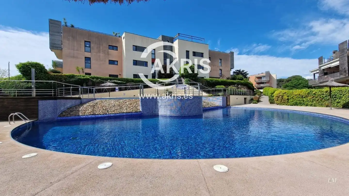 Piso con piscina en venta en Avinguda Sa Boadella