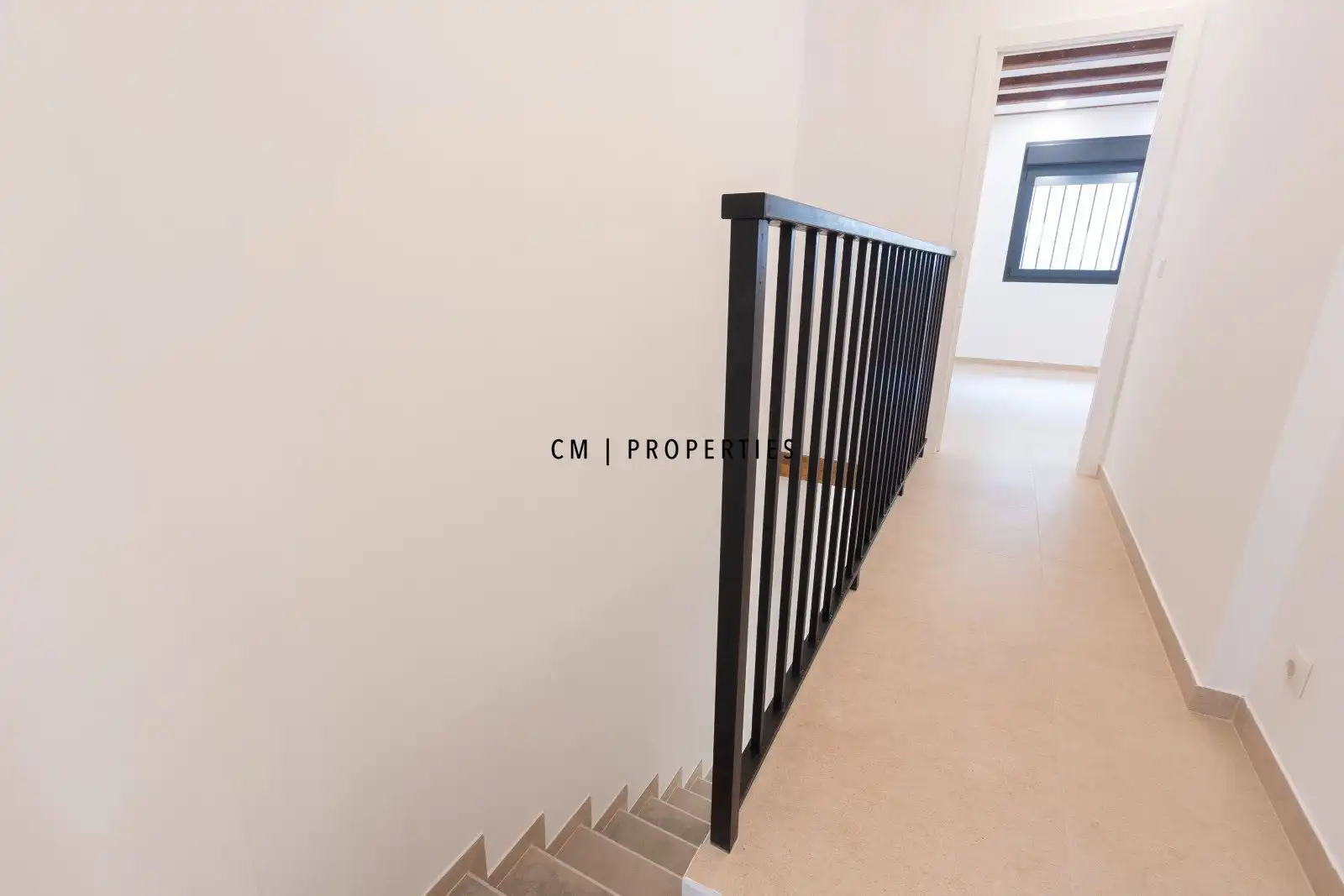 Flat for sale in Valencia  with Air Conditioner, Heating and Swimming Pool