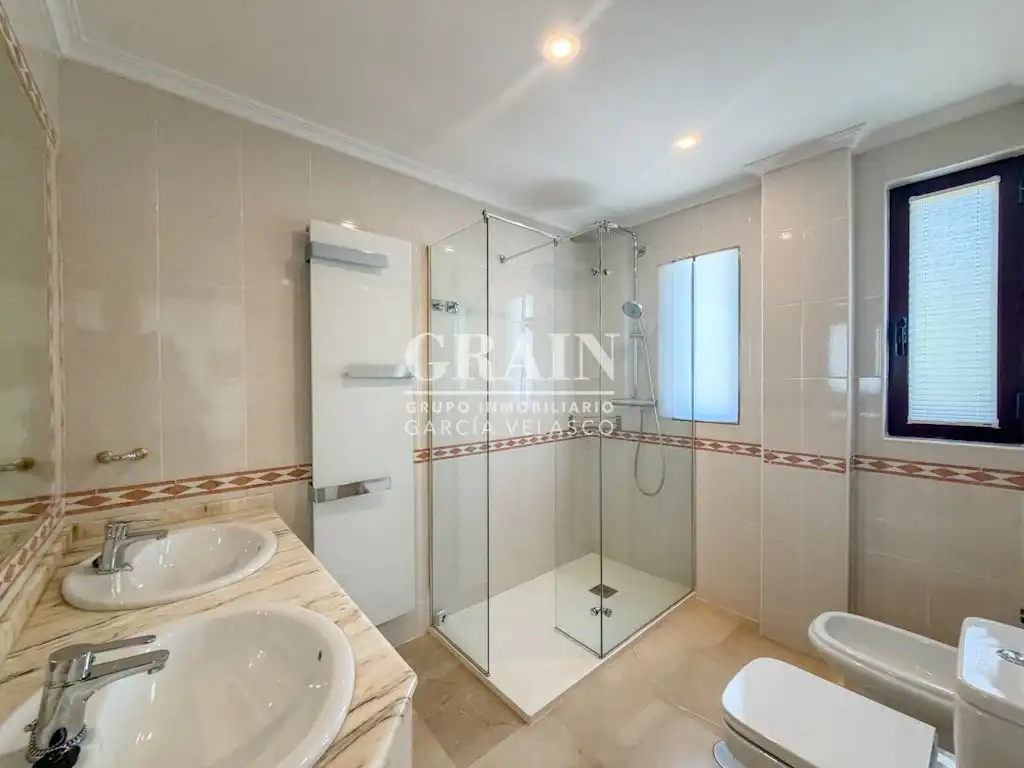 Baño de Casa o chalet en venta en Albacete con Aire acondicionado, Calefacción y Jardín privado