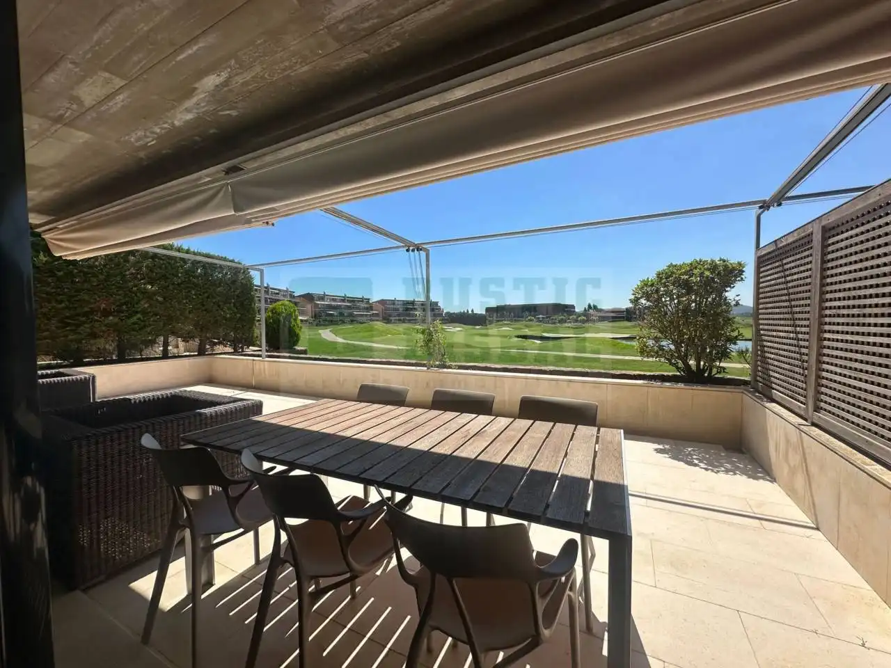 Terrace of Apartments for rent in Gualta  with Air Conditioner, Heating and Parquet flooring
