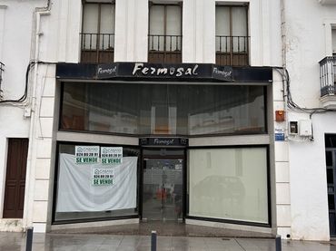 Local comercial en venta en Azuaga