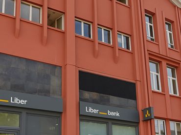 Local comercial en venda a Alisal - San Román