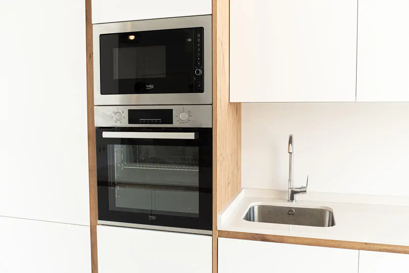 Kitchen of Flat for sale in Estepona  with Air Conditioner, Terrace and Swimming Pool
