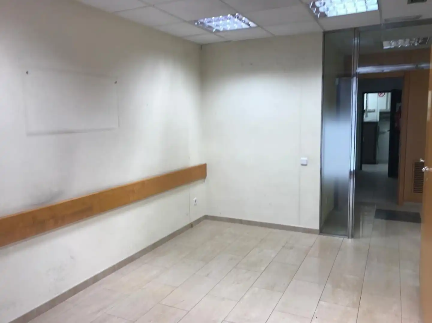 Geschaftsraum zur Miete in Carrer de Lleida, Sagnier - Plaça de Catalunya