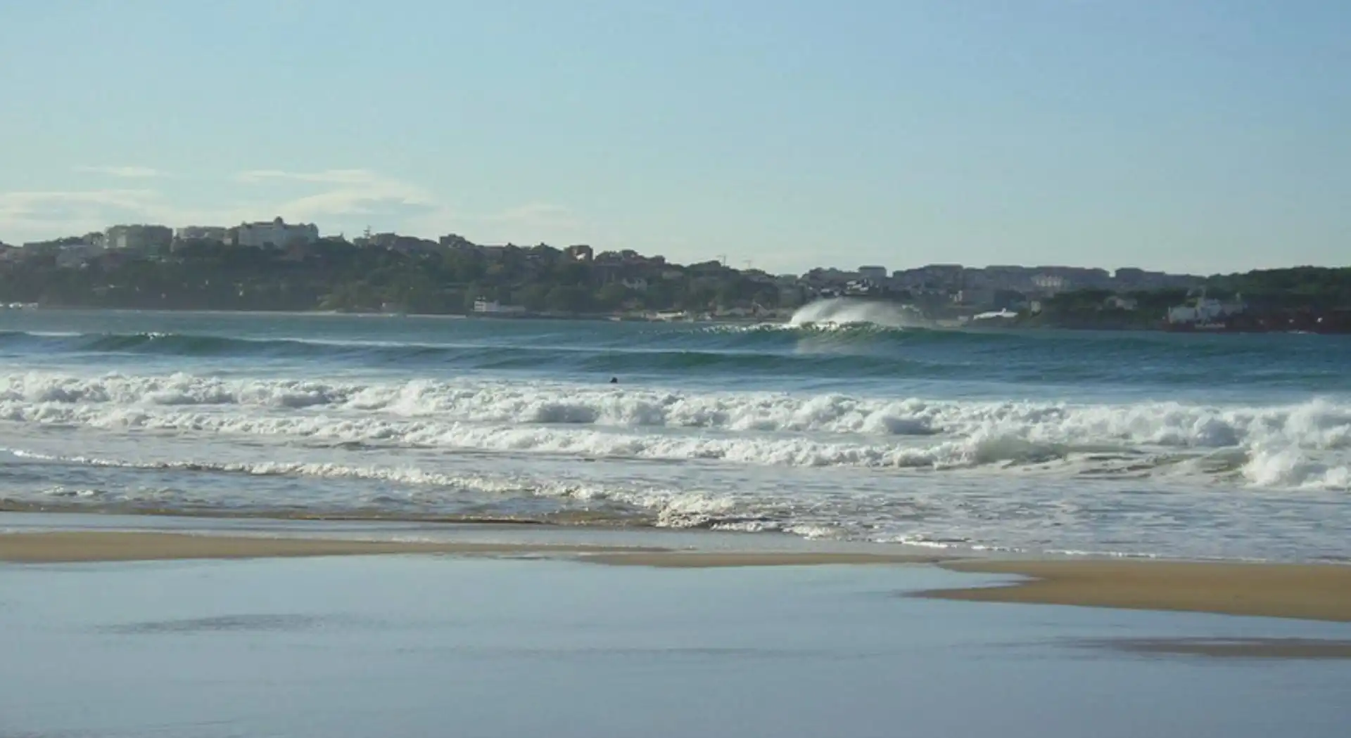 Außenansicht von Wohnungen zum Verkauf in Ribamontán al Mar