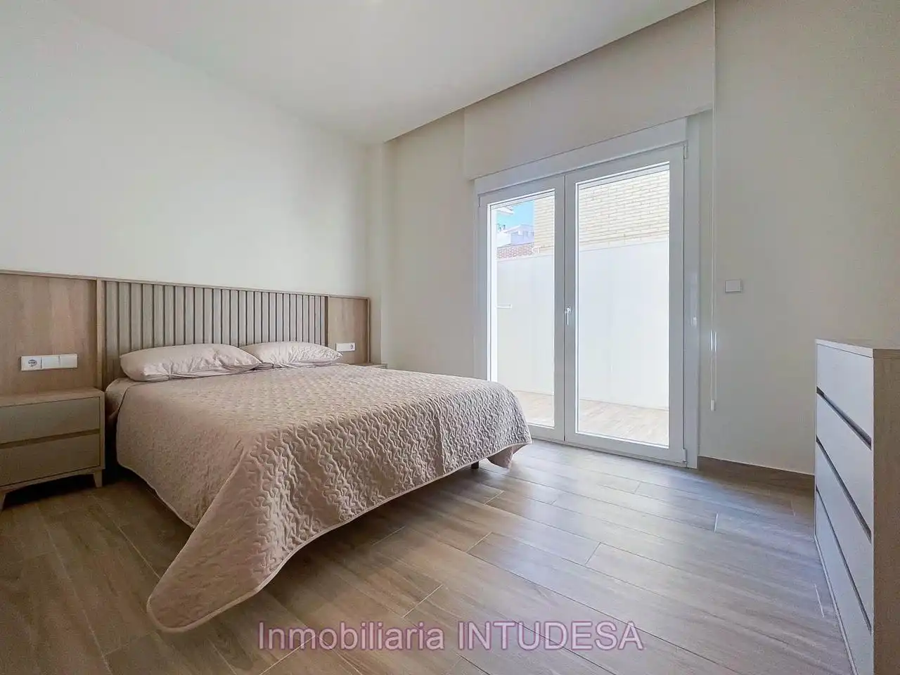 Habitación de Piso en venta en Tudela con Calefacción, Terraza y Amueblado