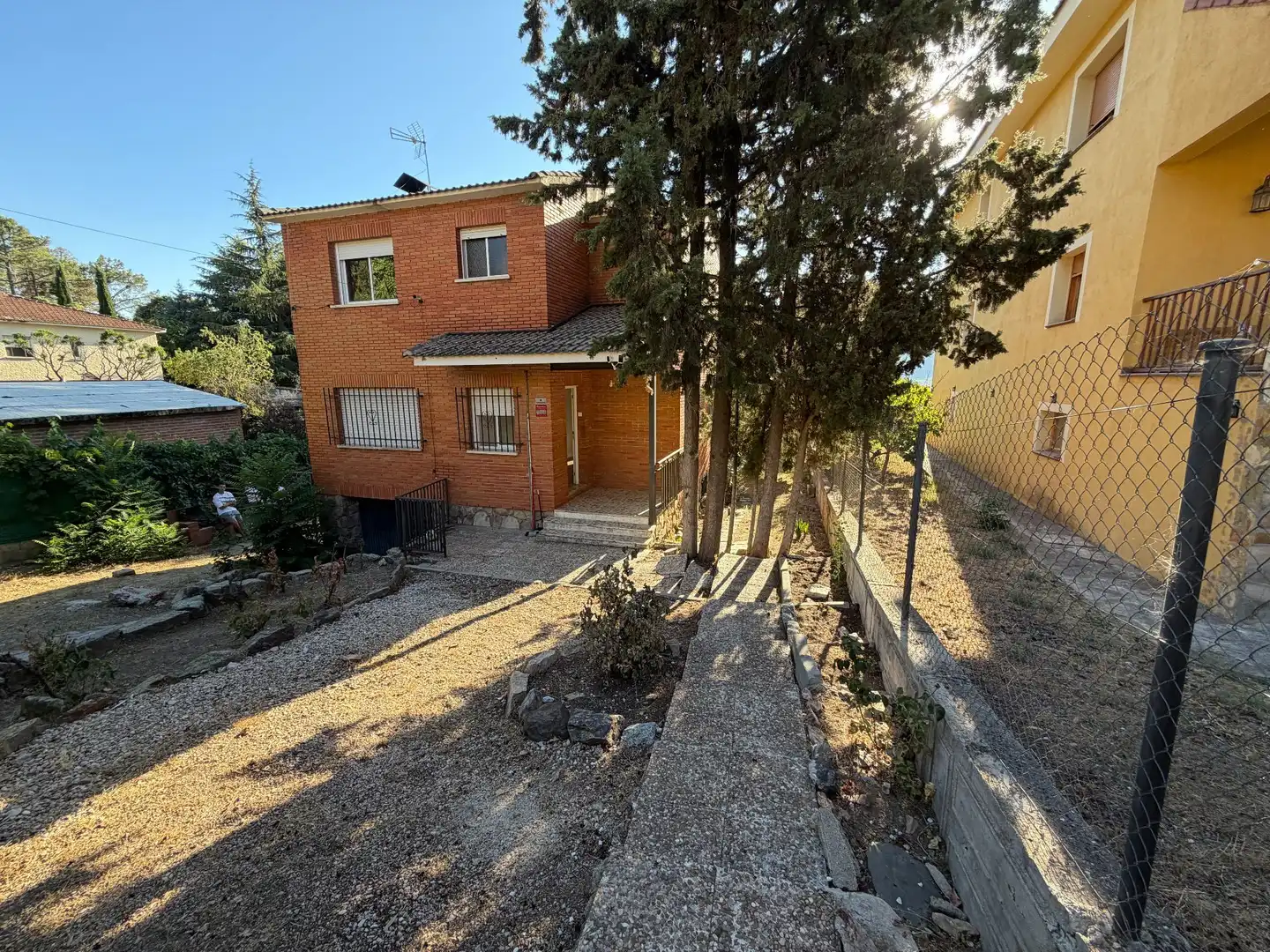 Vista exterior de Casa o chalet en venta en Robledo de Chavela con Calefacción, Jardín privado y Terraza