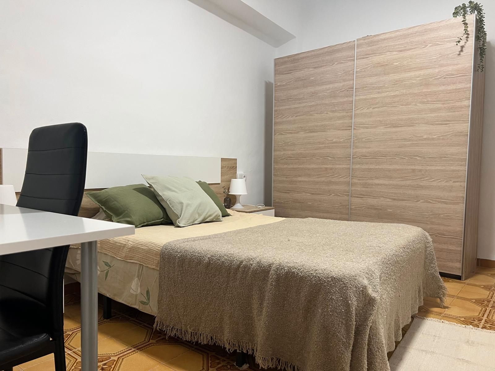 Bedroom of Flat to rent in Castellón de la Plana / Castelló de la Plana  with Furnished, Oven and Washing machine