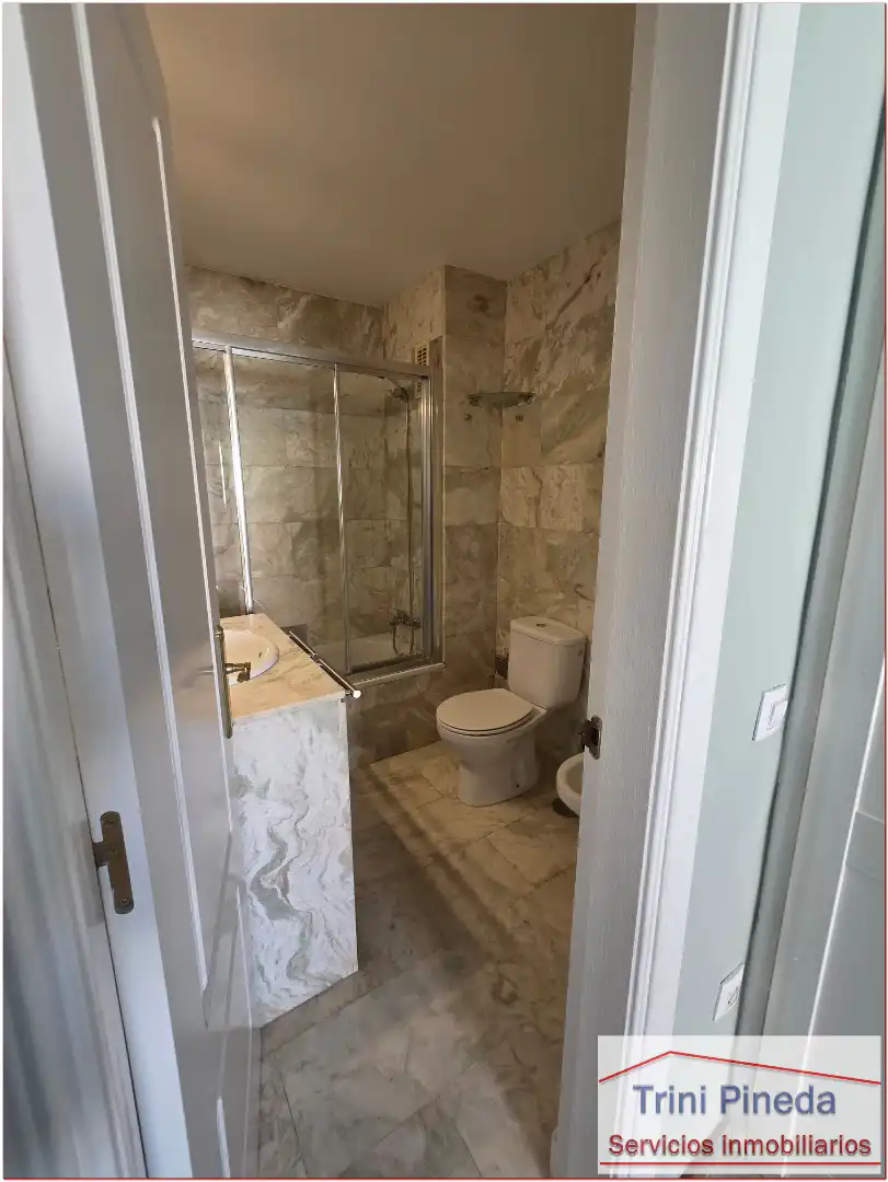 Flat with balcony to rent in Calle Pagés del Corro, imagen 22