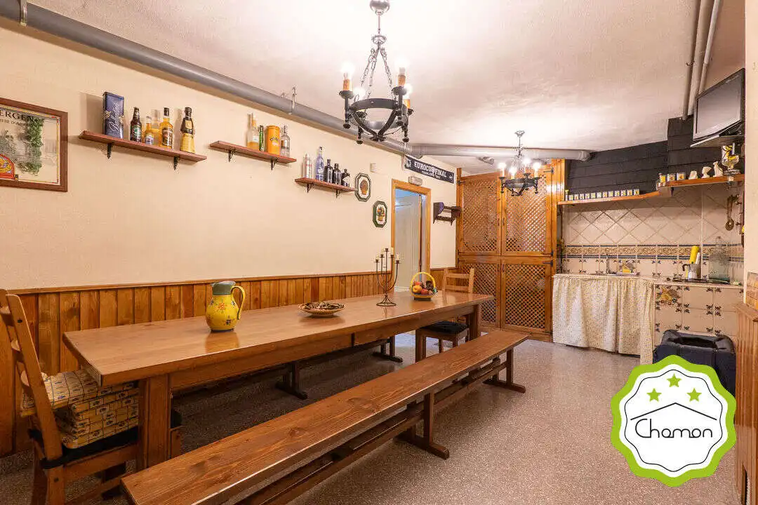 Comedor de Casa adosada en venta en Loiu con Calefacción y Jardín privado