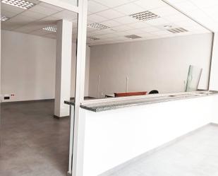 Office to rent in El Viso de San Juan  with Air Conditioner, Heating and Storage room