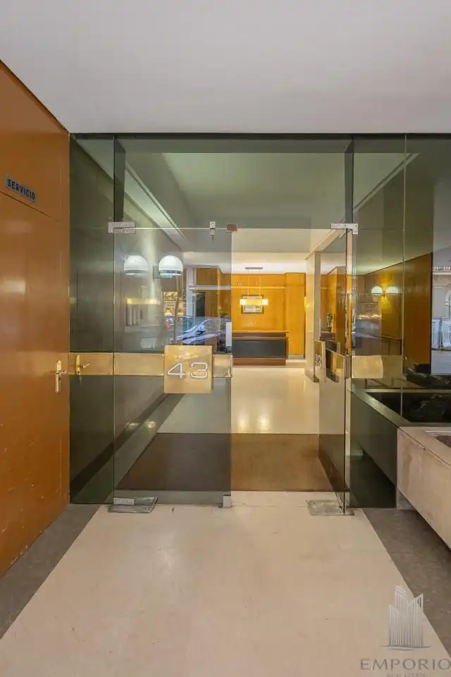 Piso con ascensor en venta en De Ayala, imagen 23