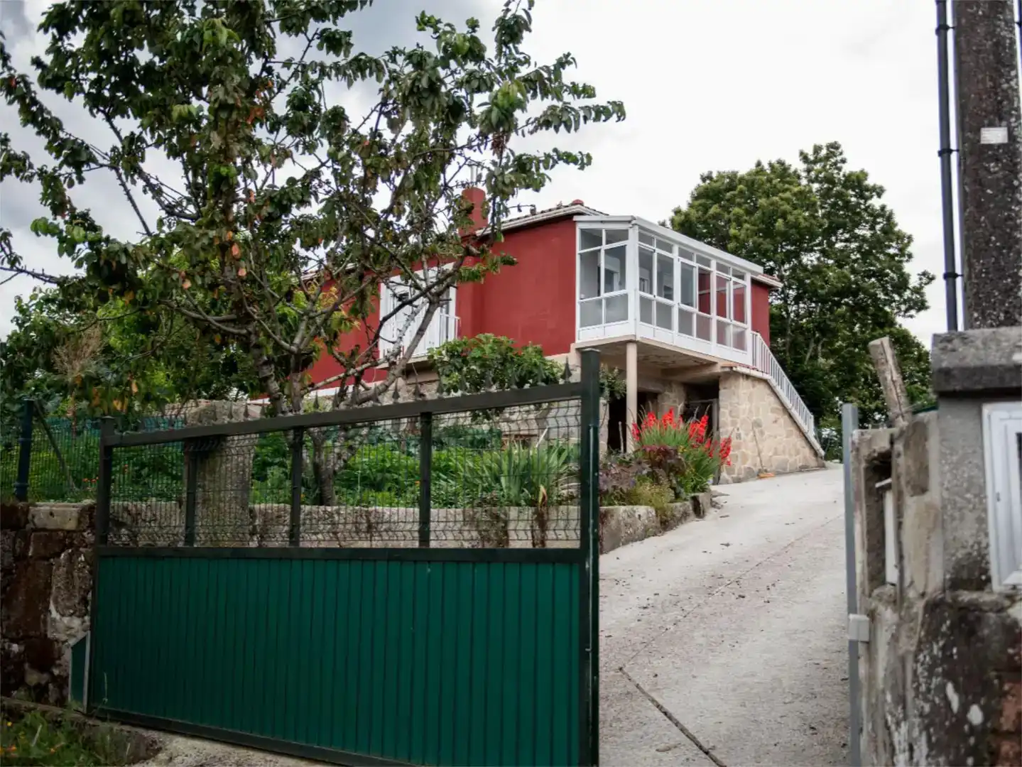 Vista exterior de Casa o xalet en venda en Taboada amb Jardí privat, Parquet i Traster