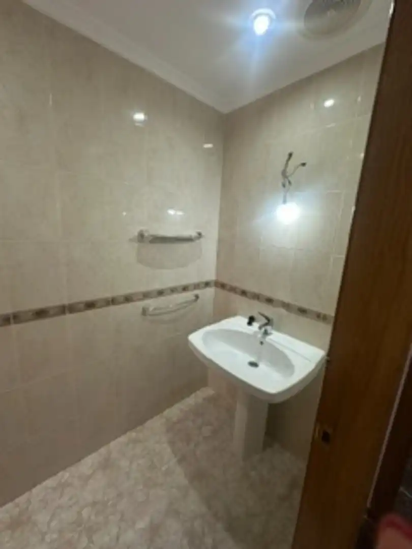 Bathroom of Flat for sale in Elche / Elx  with Heating and Balcony