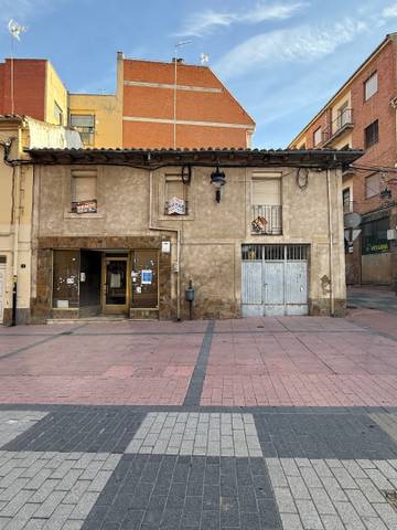 Casa-chalet en Venta en Calle Santa Rosa en Benavente