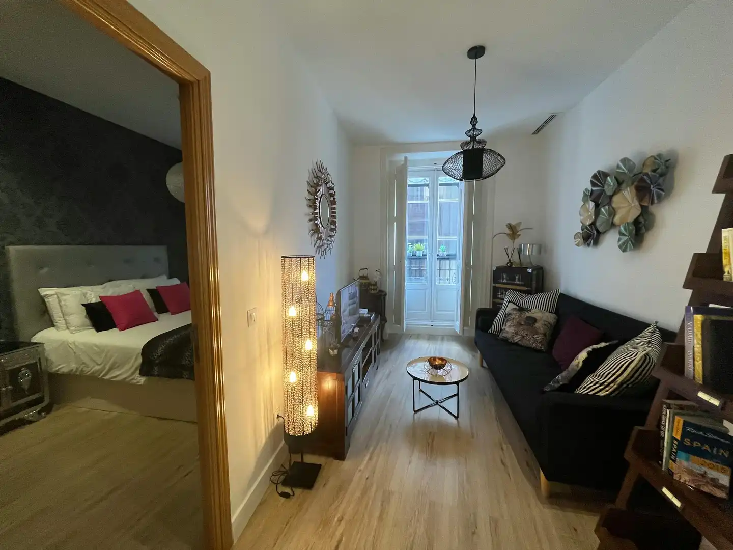 Living room of Flat for rent in Madrid  with Air Conditioner, Heating and Private garden