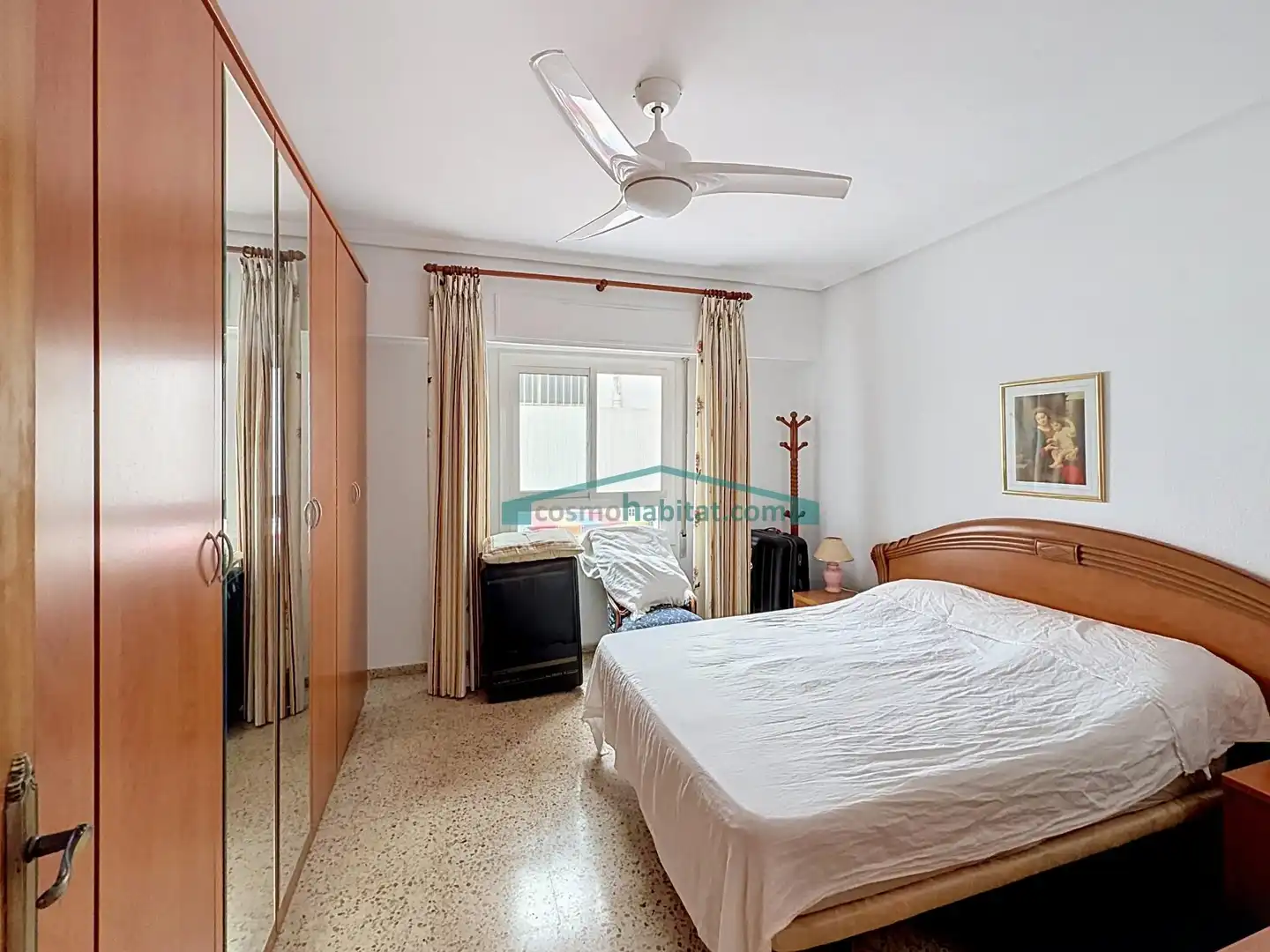 Schlafzimmer von Wohnung zum Verkauf in Burjassot mit Klimaanlage, Heizung und Balkon
